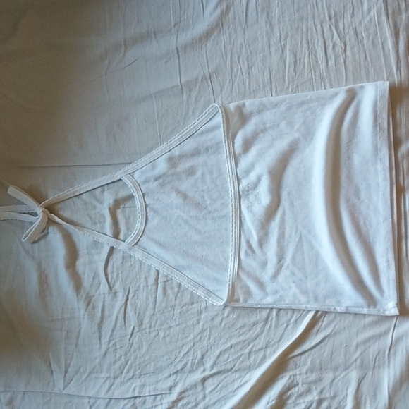 Halter Top - Picture 2 of 5